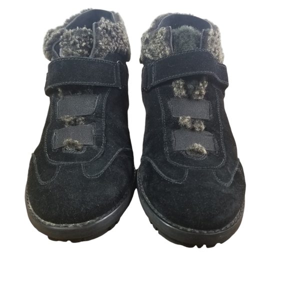 Stuart Weitzman black suede fleece ankle booties boots - Picture 2 of 11